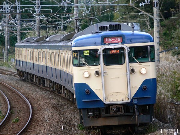 2006-11-12 JR外房線大網駅に入線する113系S70編成（安房鴨川方）