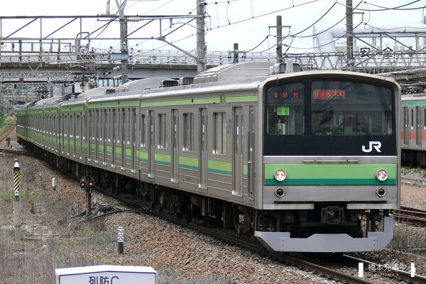 2010-06-30 JR横浜線長津田駅へ入線するH6編成。