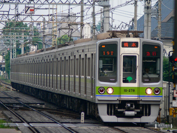 2006-06-01 京王線調布駅へ入線する10-270F急行橋本行き